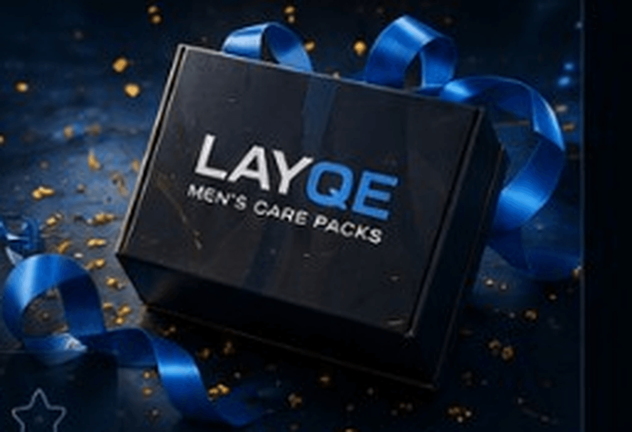 علبة هدية LAYQE بشريط أزرق